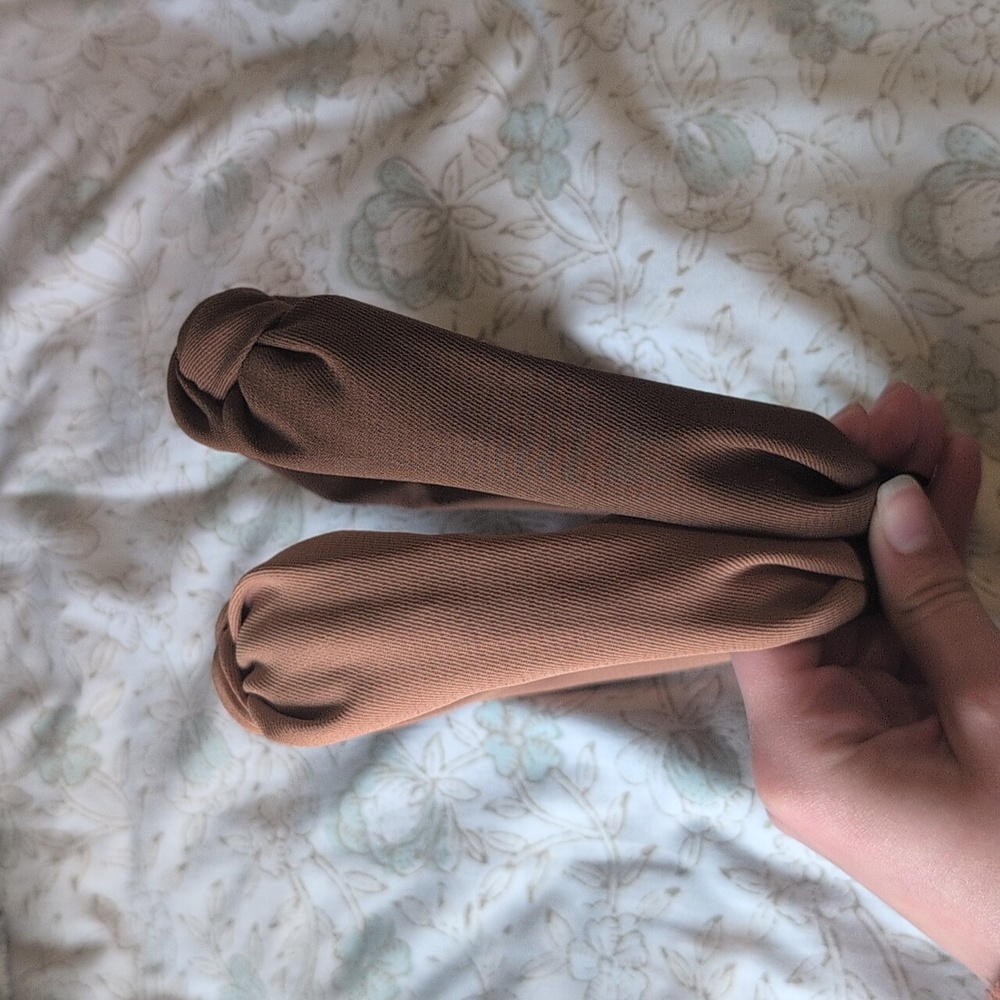 Bundle Of Brown Headbands - Picture 3 of 3